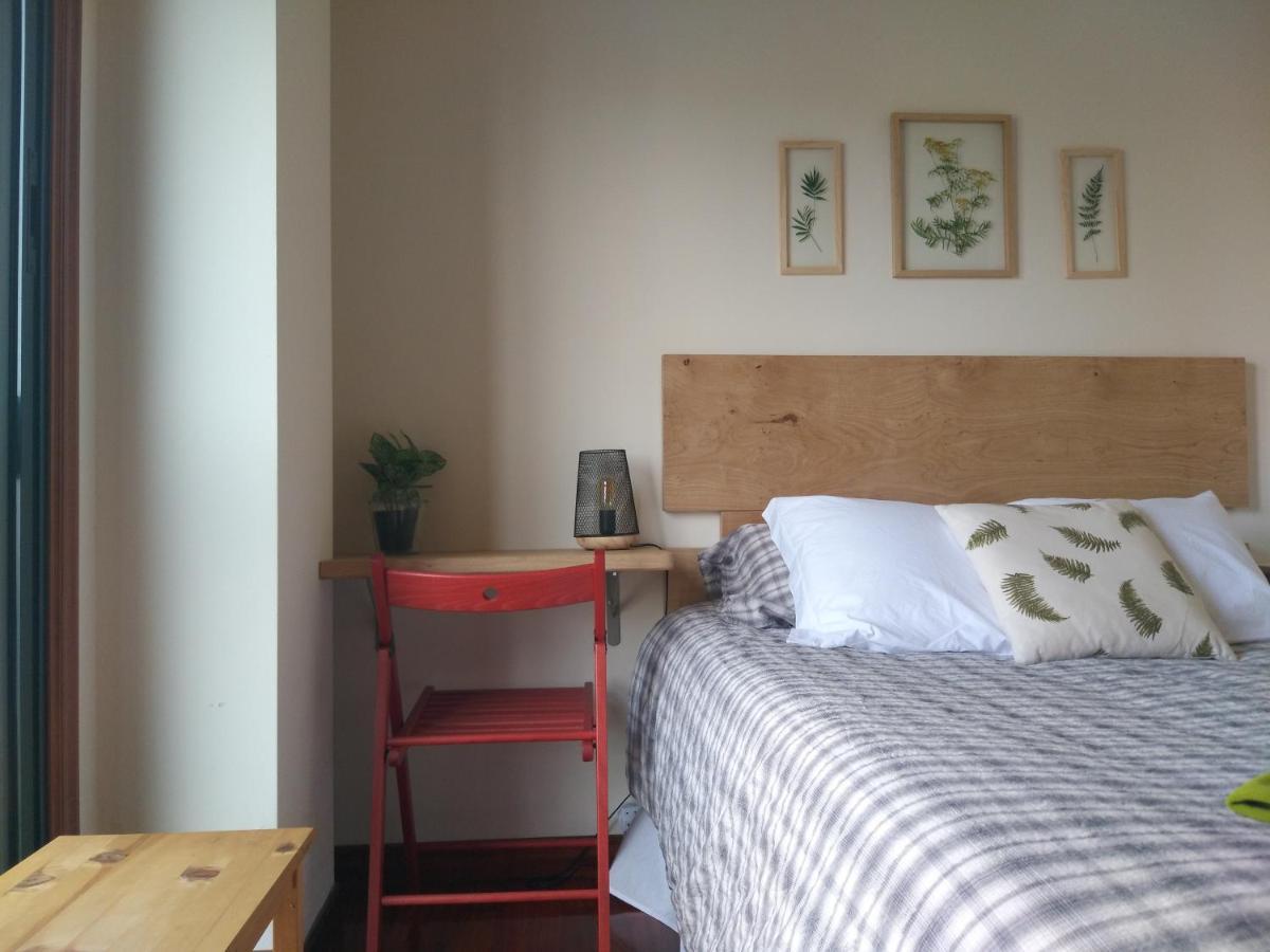 Apartamento Completo Con Parking Privado Y Wifi En San Roque Vigo Exterior foto